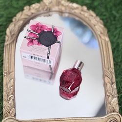 Viktor & Rolf Flowerbomb Ruby Orchid Mini