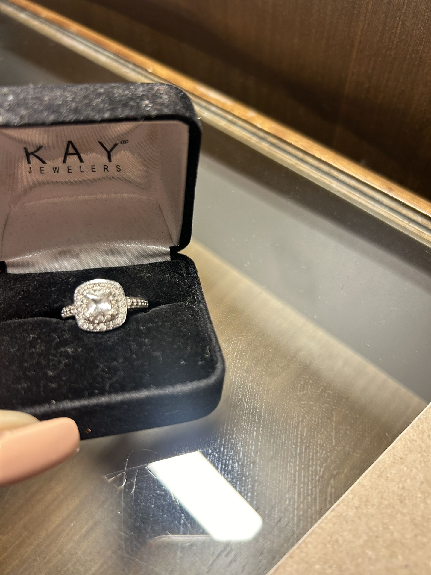 Kay Jewelers Sterling Silver Band w/Moissanite Center Stone