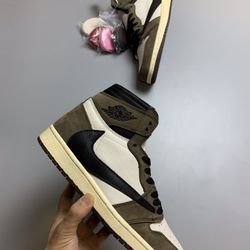 Jordan 1 High Travis Scott Mocha 66