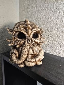 Cthulu Skull - 7"