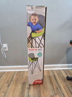 Summer Pop ‘n Sit Portable Highchair with Tray & Carry Bag – New In Box