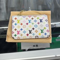 Louis Vuitton Mini Pouchett