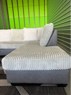 Ashley furniture sectional sofa couch (DELIVERY AVAILABLE)