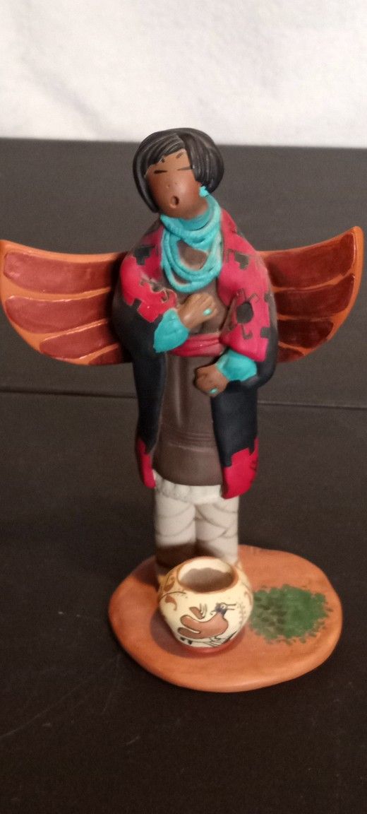 Beautiful April Romo De Vivar Acoma Pottery Angel figurine