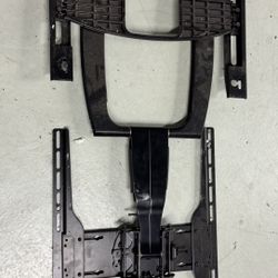 55” To 100” TV Mount 