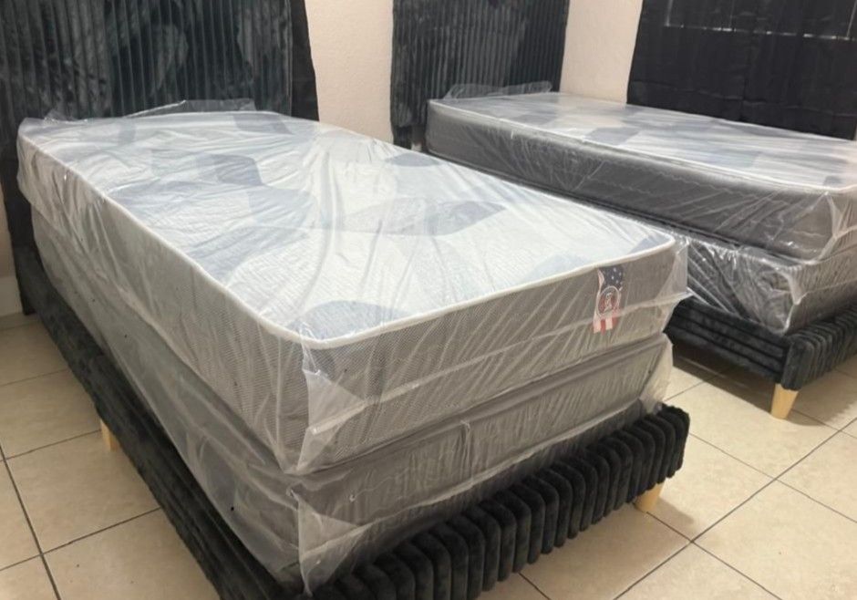 Twin Size Mattress Regular with Boxspring Set Innerspring Mattress With Free Boxspring // Bed Frame Not Included