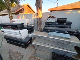 Truck tool box s (( 250 each))