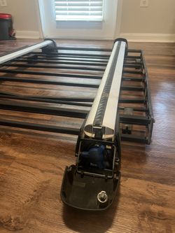 Volkswagen Atlas (VW Atlas Roof Rack Bars)& (Roof Top Luggage Carrier)