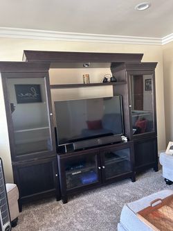 Cabinet- black/dark brown