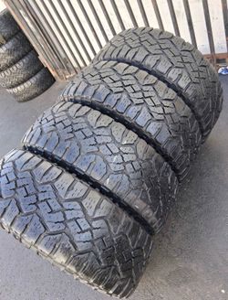 275 65 18 Goodyear I'm selling this set of tires with 80% life left on all 4