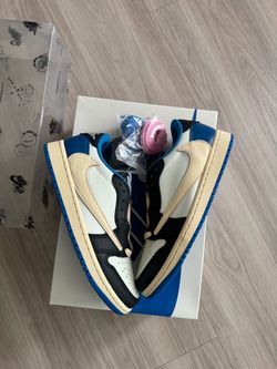 Size 7 men Air Jordan 1 Low Travis Scott Fragment Sneakers