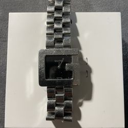 VINTAGE GUCCI WATCH  PRICE REDUCED 