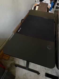 GTRacing Desk 55in