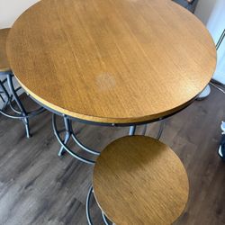 Free Dinner Table Set With 4 Chairs