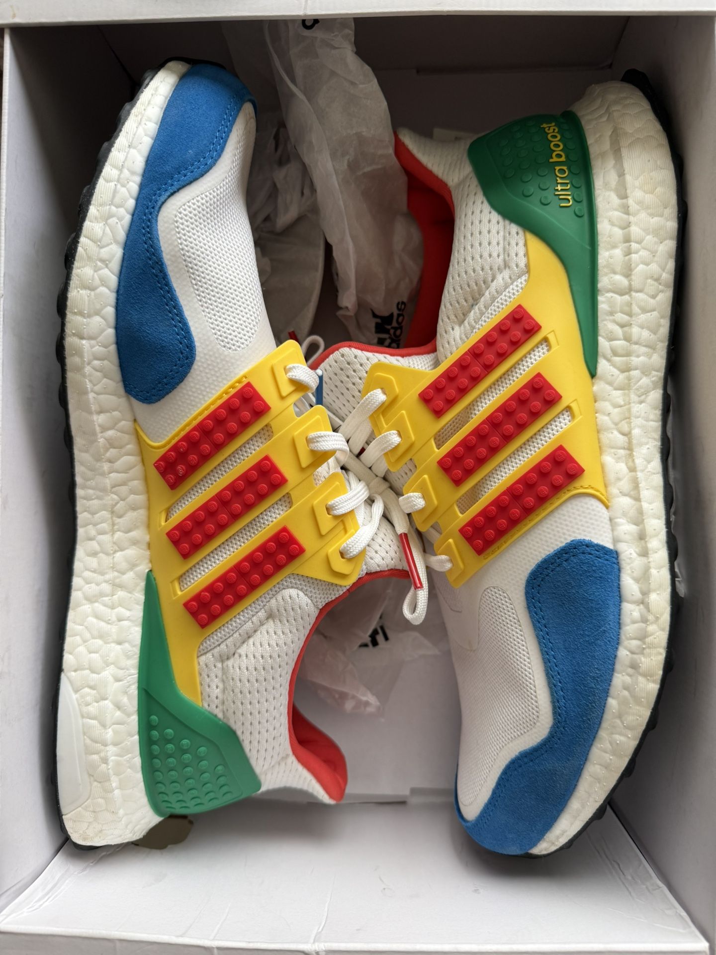 Adidas Ultraboost (LEGO)