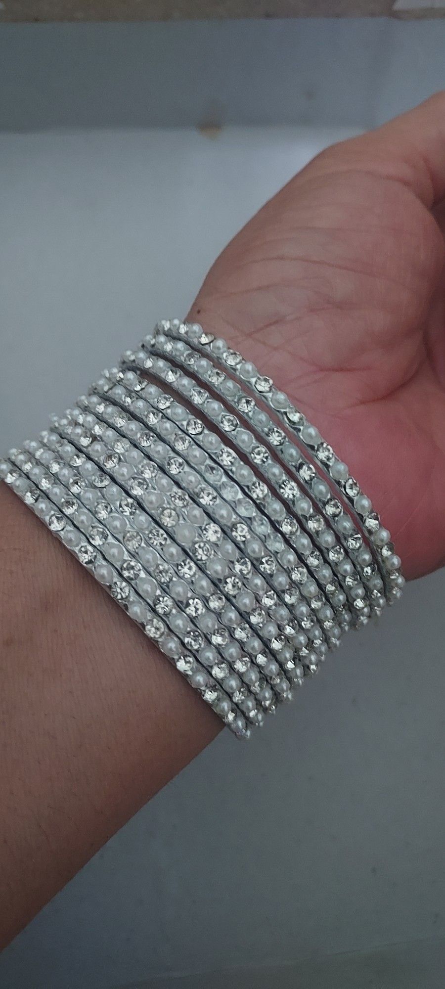 Silver Stone Metal Bangles Size 2.8