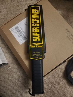 Hand-held metal detector