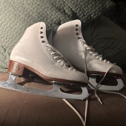 Ridel Ice Skates Size 8w