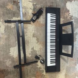 Yamaha Keyboard Piaggero NP-11
