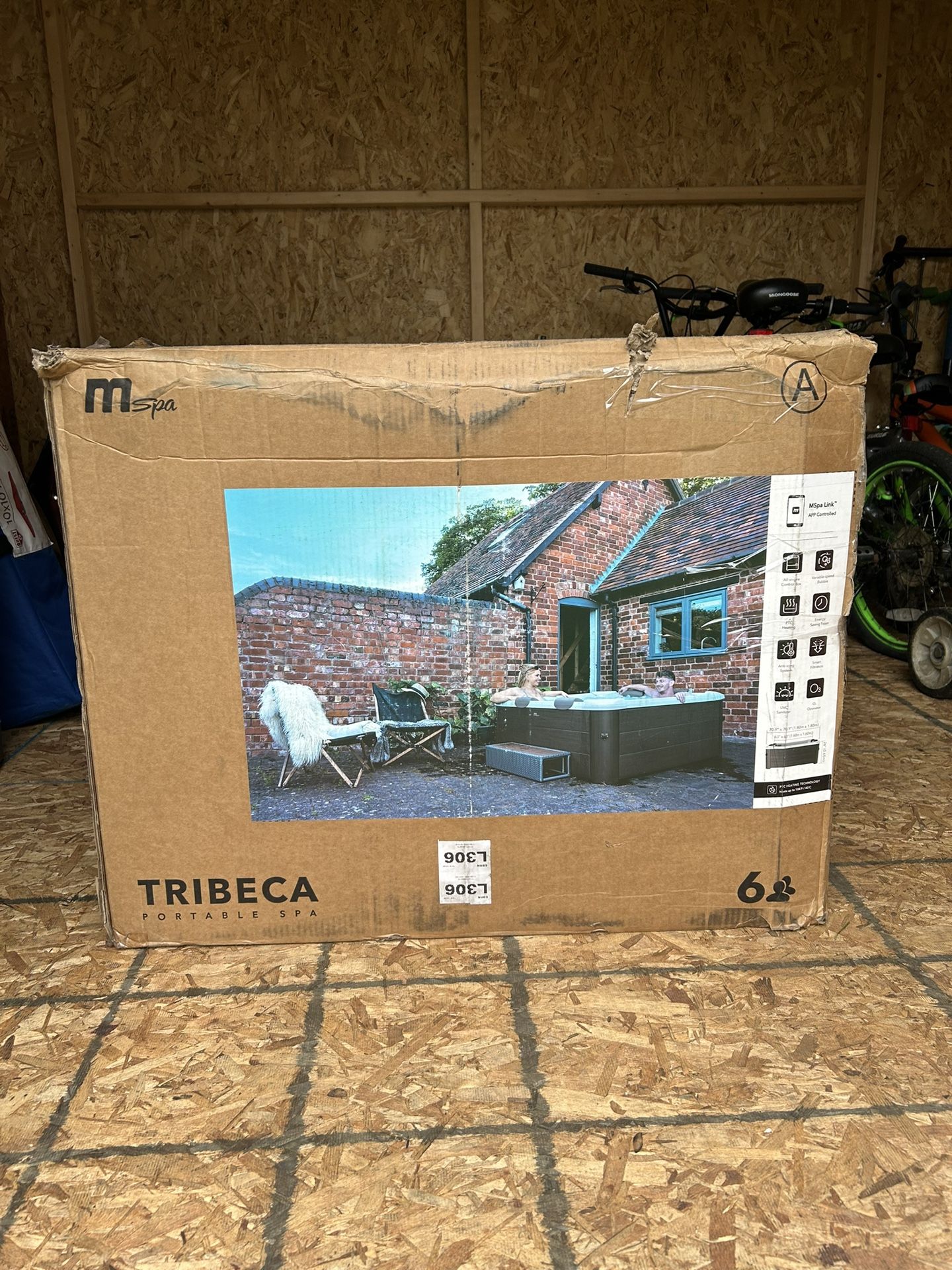 New 6 Person Hot Tub