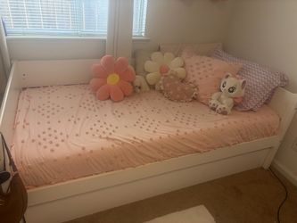 Twin size bed great condition