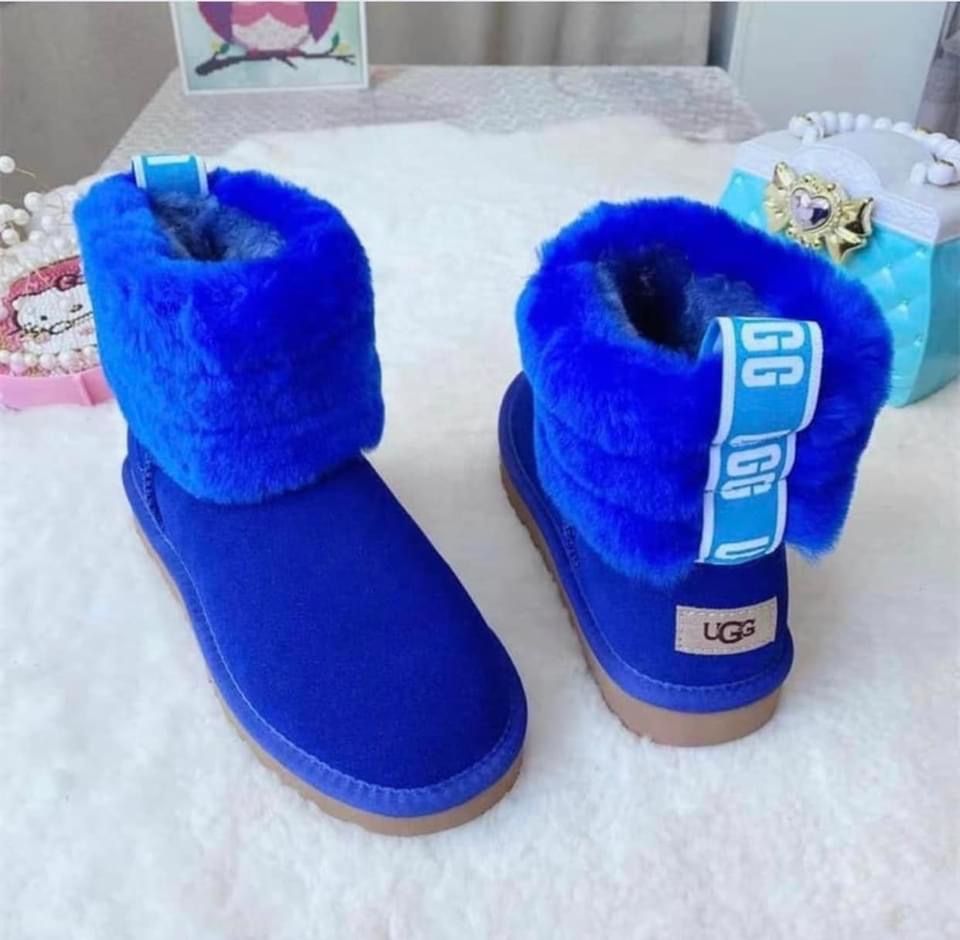 Women Uggs Size 11 55$
