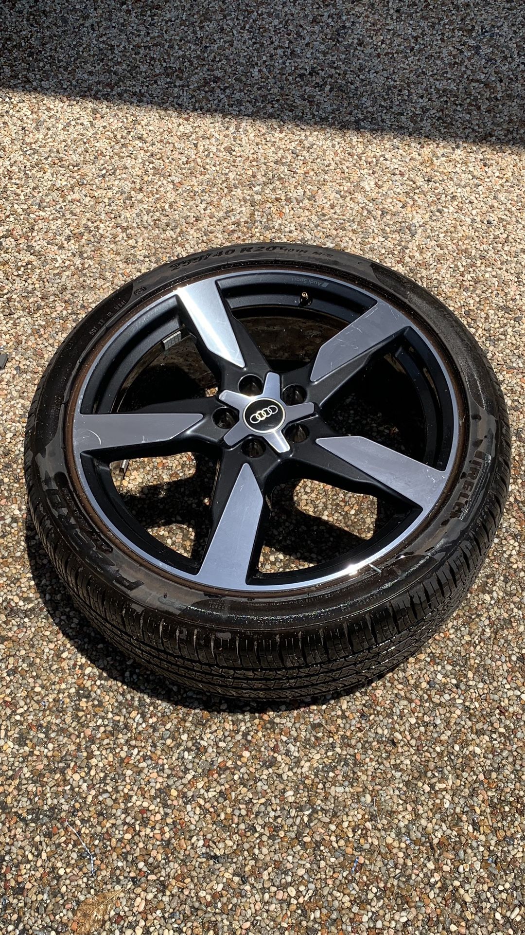 Audi 20 inch rim