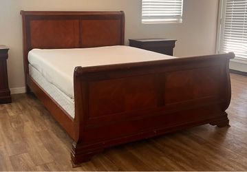 Queen bed