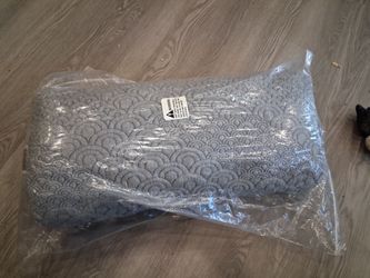 Yoga pillow