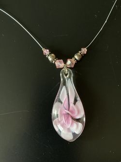Black Friday Sale! Pretty Pink Glass Pendant Necklace