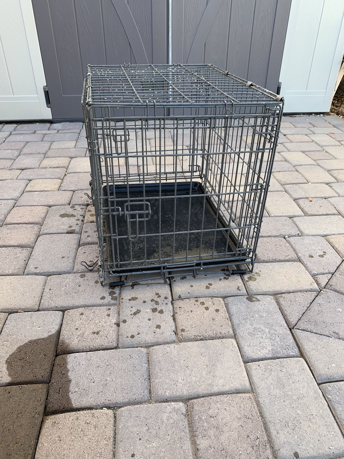 Medium Wire Dog Crate