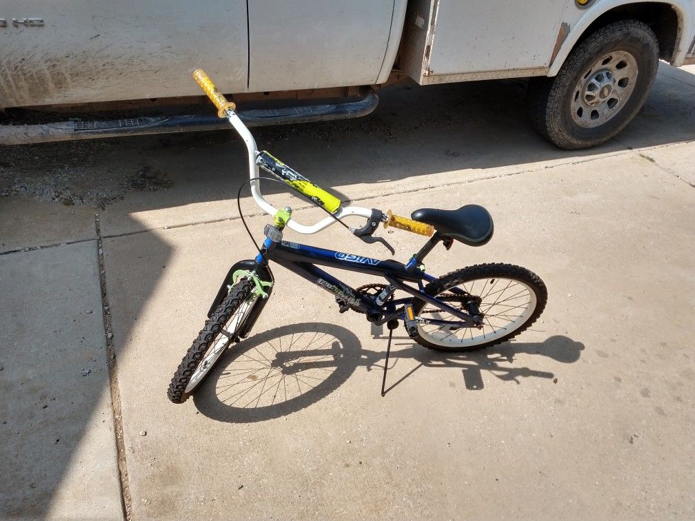 20" BMX Bike Avigo Fallout