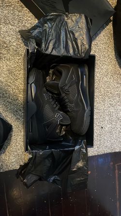 Jordan 4 black cats size 9