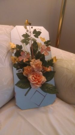 Wall art - Flowers on mirror