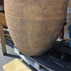 EGG POT TERRACOTTA PLANTER