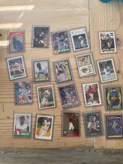 Ken Griffey Jr. Baseball Card Lot (20 Cards)