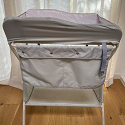 Sweeby Changing Table