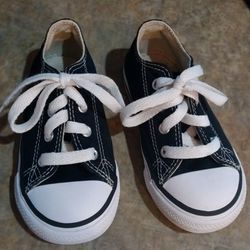 Little Girl Converse Shoes 