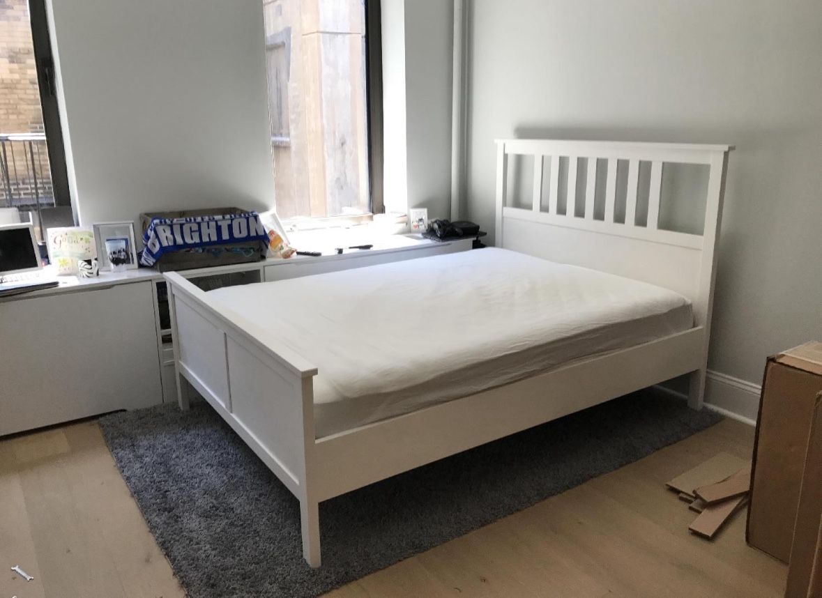IKEA hemmes Bed Queen Size Includes Mattress