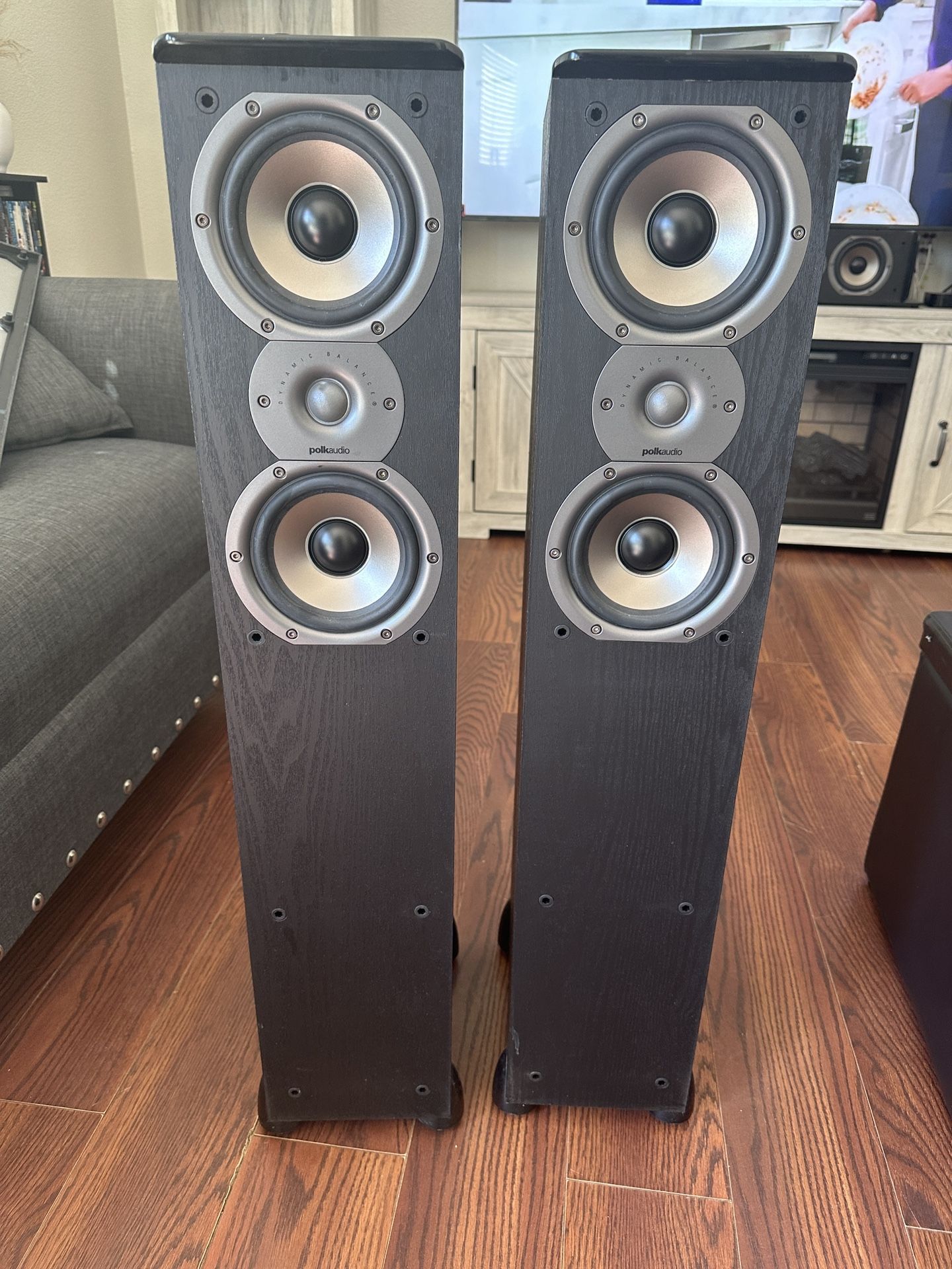 Polk Audio Tower Speakers 