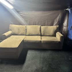 Brown couch with reversible chase great condition clean we sell all the time delivery extra $40 local
