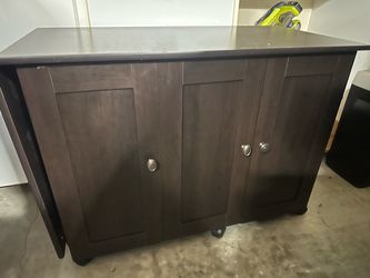 Sewing/Craft/Workstation - Collapsible for Easy Storage - FREE!
