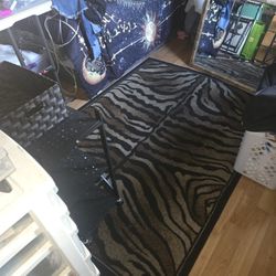 Animal Print Rug 5x7