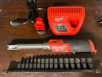Milwaukee M12 Insider Ratchet Set / Kit