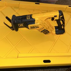 De Walt 20 V Max Reciprocating Saw 