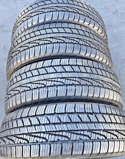 225 65 17 Goodyear Tires Con 80% de Vida Las 4