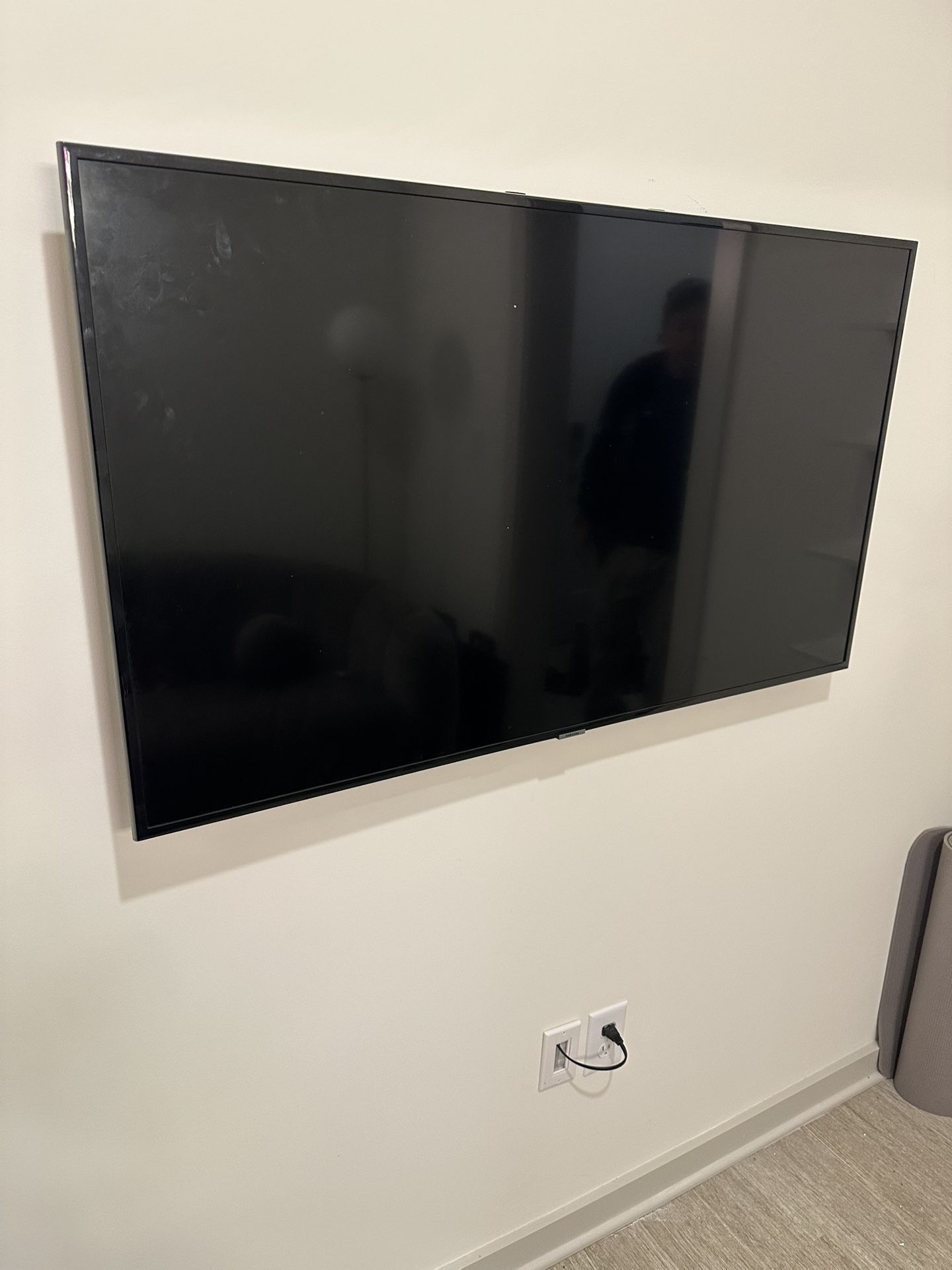 We Mount TVs On The Wall 📺