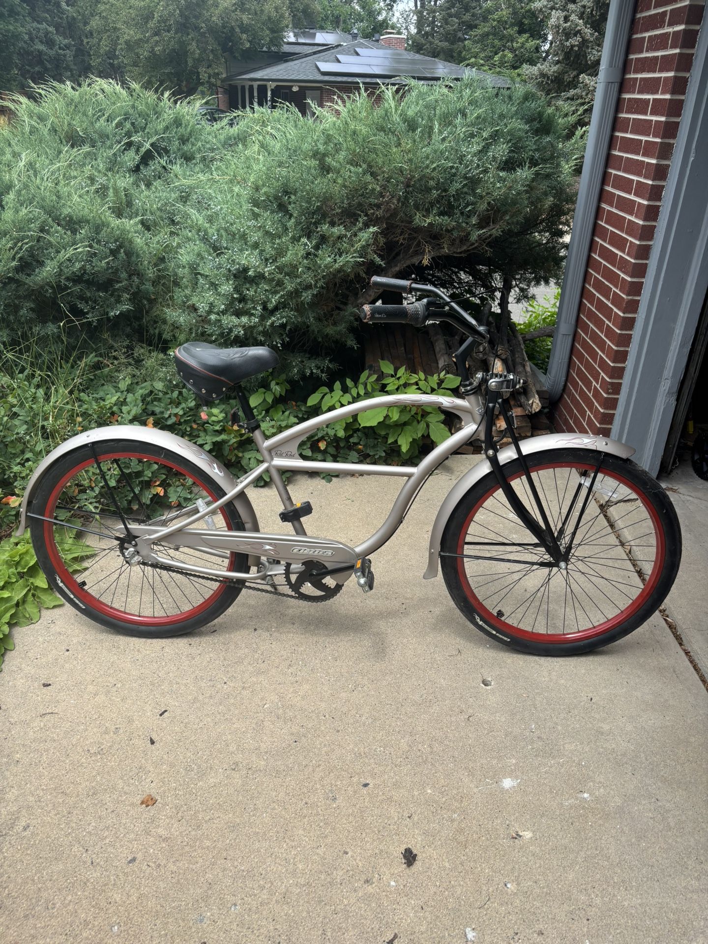 Rat Rod: Electra Streamride Rat Rod 3 Speed Cruiser 18.5” frame (2005 model)