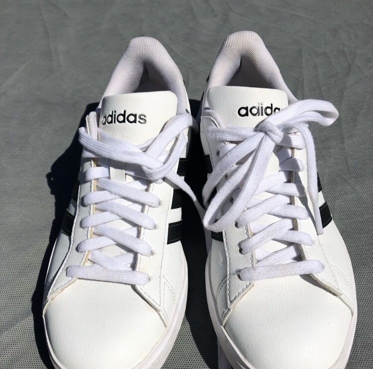 Adidas Grand Court 2.0 sneaker