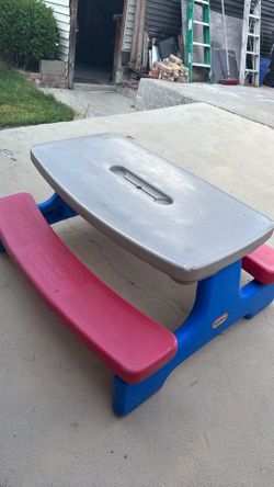 Outdoor kids table